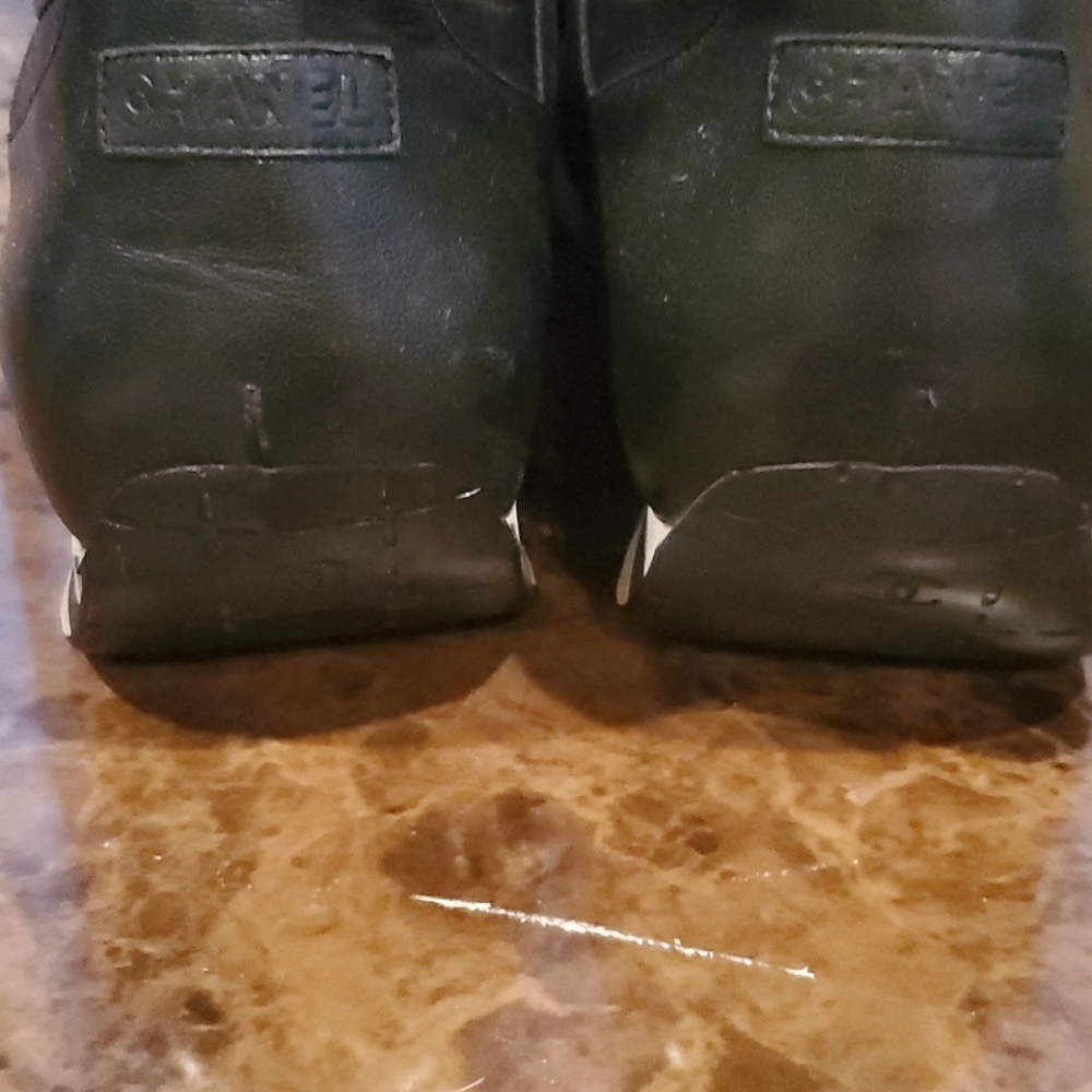 Authentic black Chanel Sneakers - Picture 2 of 3